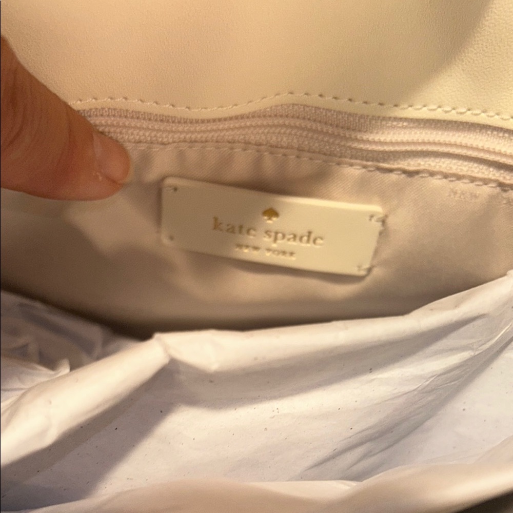 Kate Spade NWT New York Cream Quilted Shoulder Bag with Gold Chain - Picture 13 of 15